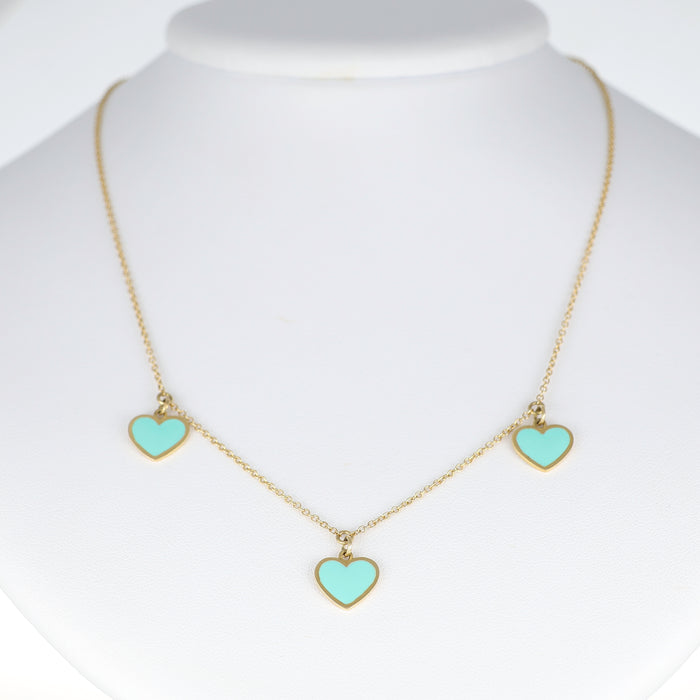Collana in Oro Giallo 18 Carati con Tre Cuori Smaltati Turchese