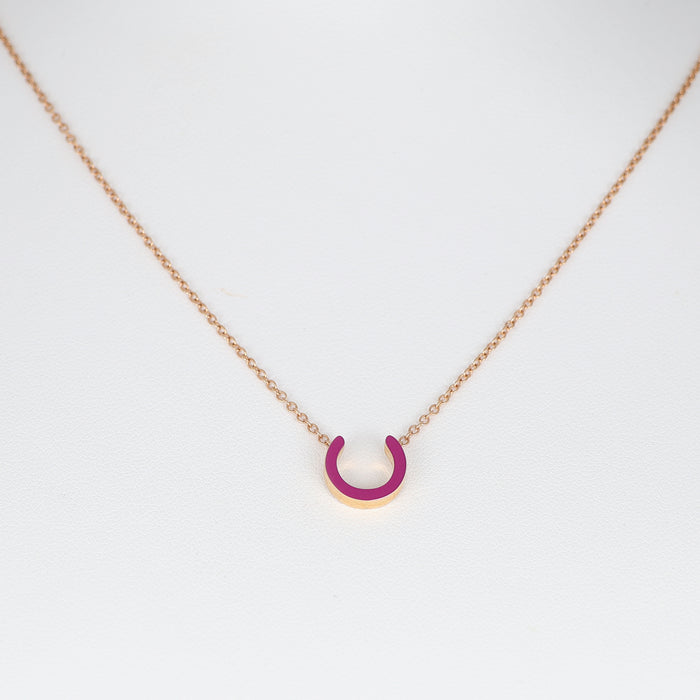 Pendente in Oro Rosa 18 Carati con Motivo a "C" Smaltato Fucsia