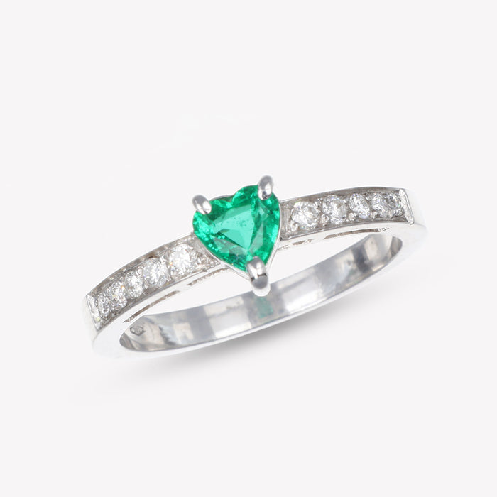 Anello Cuore di Smeraldo