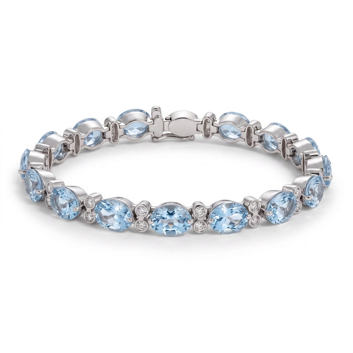 AI · Bracciale - Catalogo, in piedi di fronte