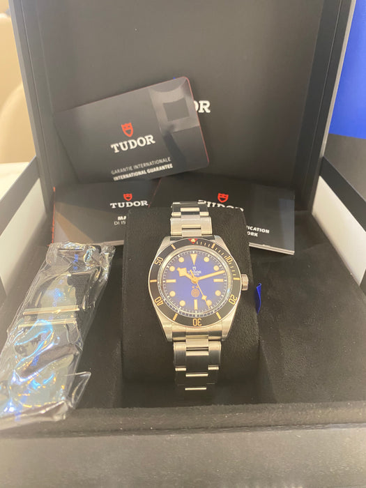 Tudor Black Bay 79030N edizione Inter