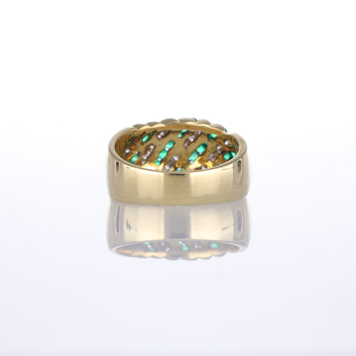 Anello in Oro Giallo 18kt con Smeraldi e Diamanti