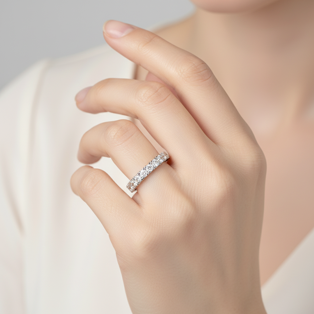 Anello Riviere in Oro Bianco 18kt con Diamanti 1,50 ct