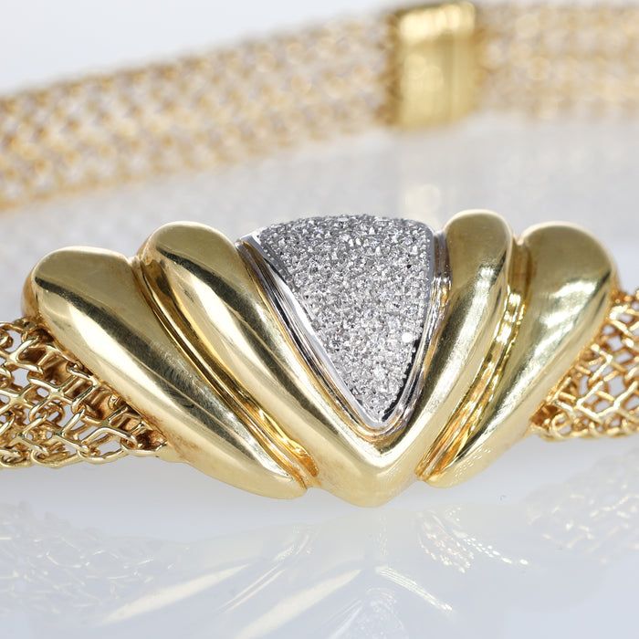 Girocollo firmato Damiani in oro giallo e pavé di diamanti