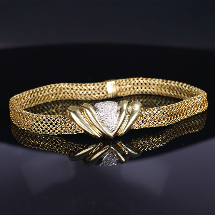 Girocollo firmato Damiani in oro giallo e pavé di diamanti