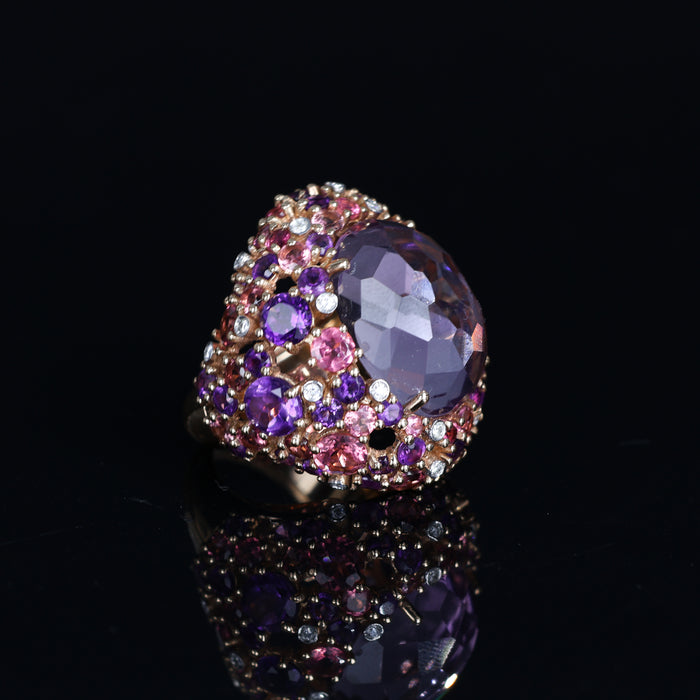 Anello Cupola in Oro Rosa 18kt con Quarzo, Ametiste, Zaffiri Rosa e Pavé di Diamanti
