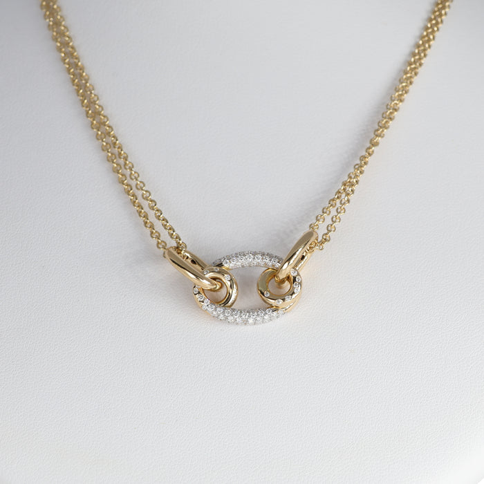 Collana Collezione LOOP in Oro Giallo 18kt con Pendente Ovale e Pavé di Diamanti