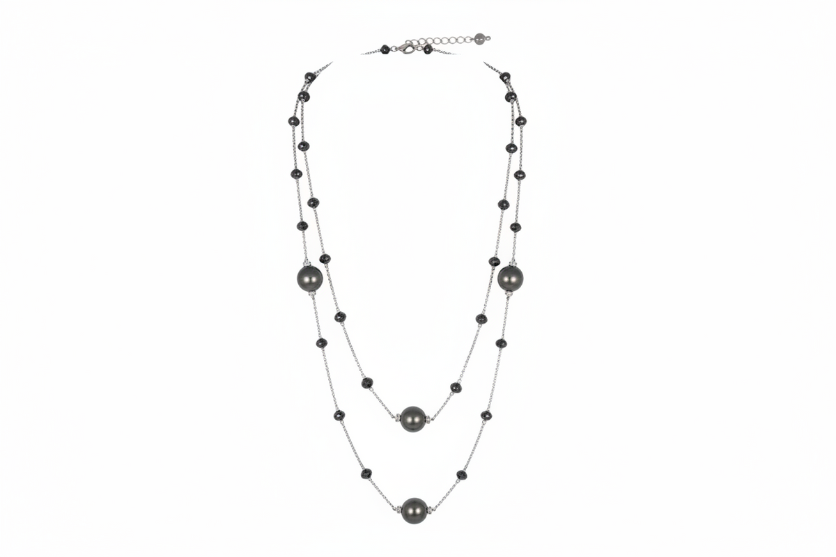 Collana Lunga in Oro Bianco 18kt con Diamanti Neri e Perle Nere