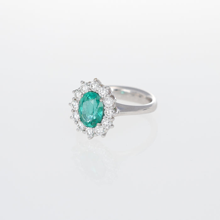 Anello Regina Elena in Oro Bianco 18kt con Smeraldo e Diamanti