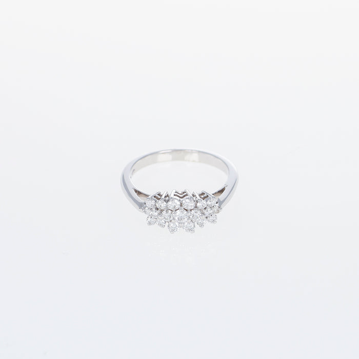 Anello in Oro Bianco 18kt con Tre Fiori di Diamanti