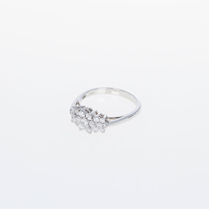 Anello in Oro Bianco 18kt con Tre Fiori di Diamanti