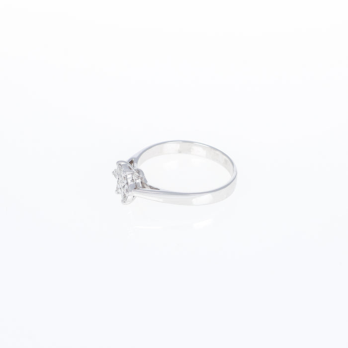 Anello in Oro Bianco 18kt con Fiore in Diamanti