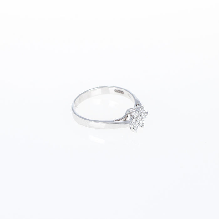 Anello in Oro Bianco 18kt con Fiore in Diamanti