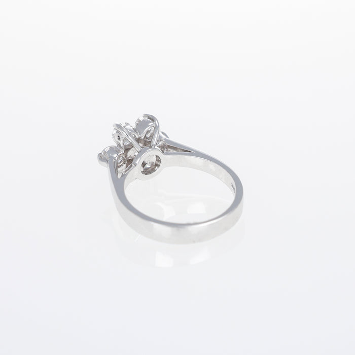 Anello Fiore in Oro Bianco 18kt con Diamanti