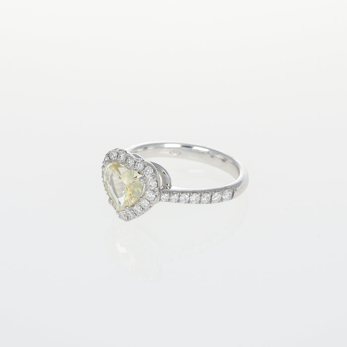 Anello Solitario in Oro Bianco con Zaffiro Giallo Cuore