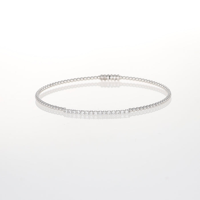 Bracciale Rigido in Oro Bianco 18kt con Barretta di Diamanti e Chiusura Magnetica