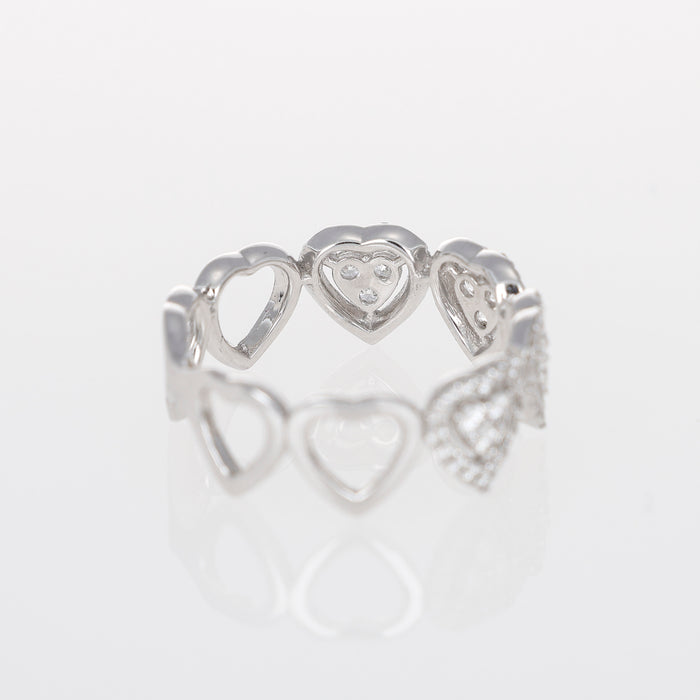 Anello in Oro Bianco 18kt con Cuori e Diamanti Brillanti