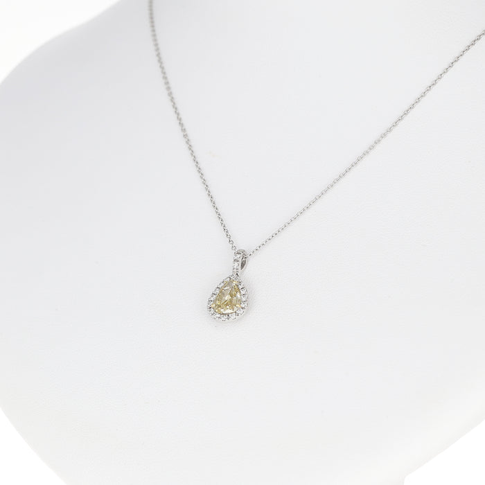 Ciondolo in Oro Bianco 18kt con Diamante Fancy Brownish Yellow e Contorno di Brillanti