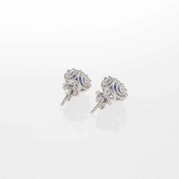 Orecchini a Lobo in Oro Bianco 18kt con Zaffiri Blu e Diamanti