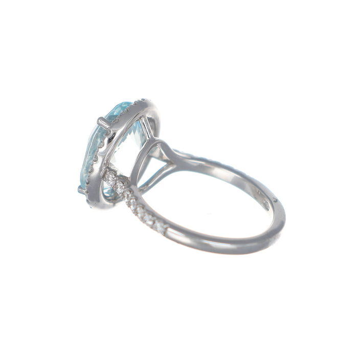 Anello in oro bianco con acquamarina e diamanti