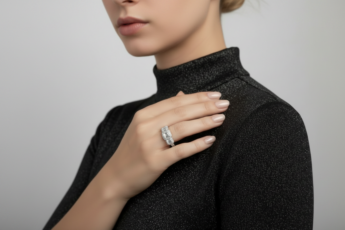 Anello Charmant