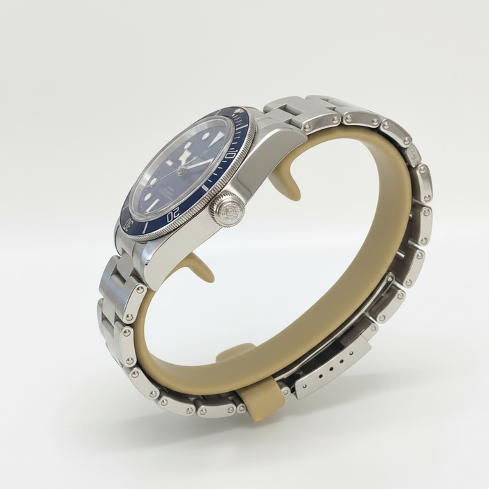 Tudor Black Bay 79030N edizione Inter