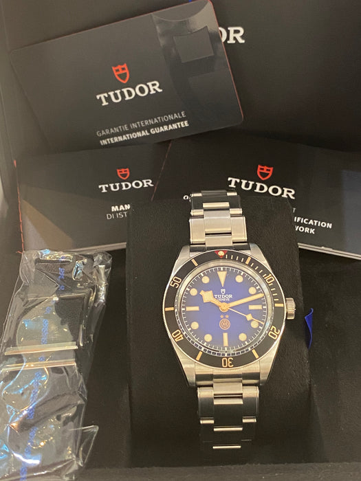 Tudor Black Bay 79030N edizione Inter