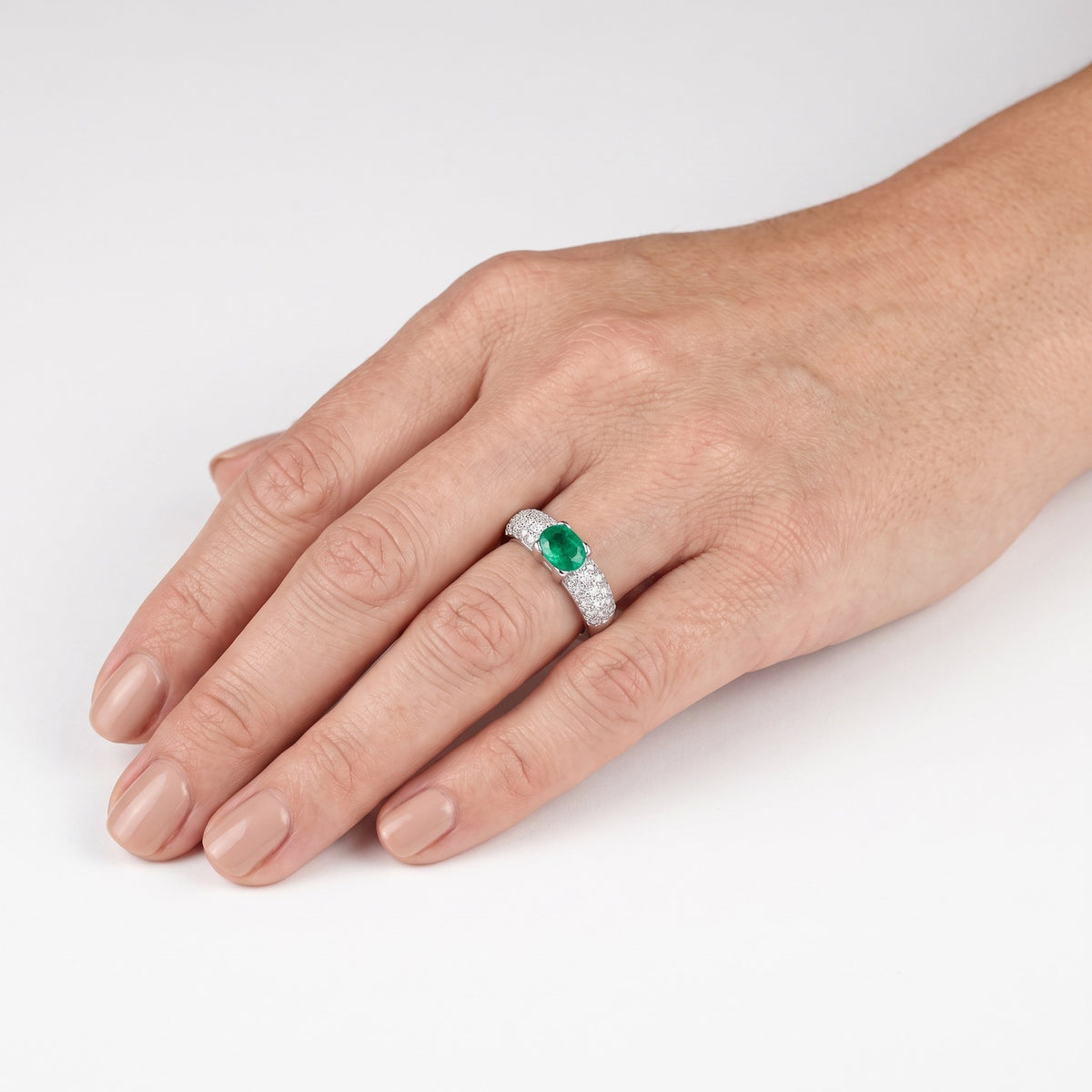 AI · Anello - Indossato da DONNA · piccolo
