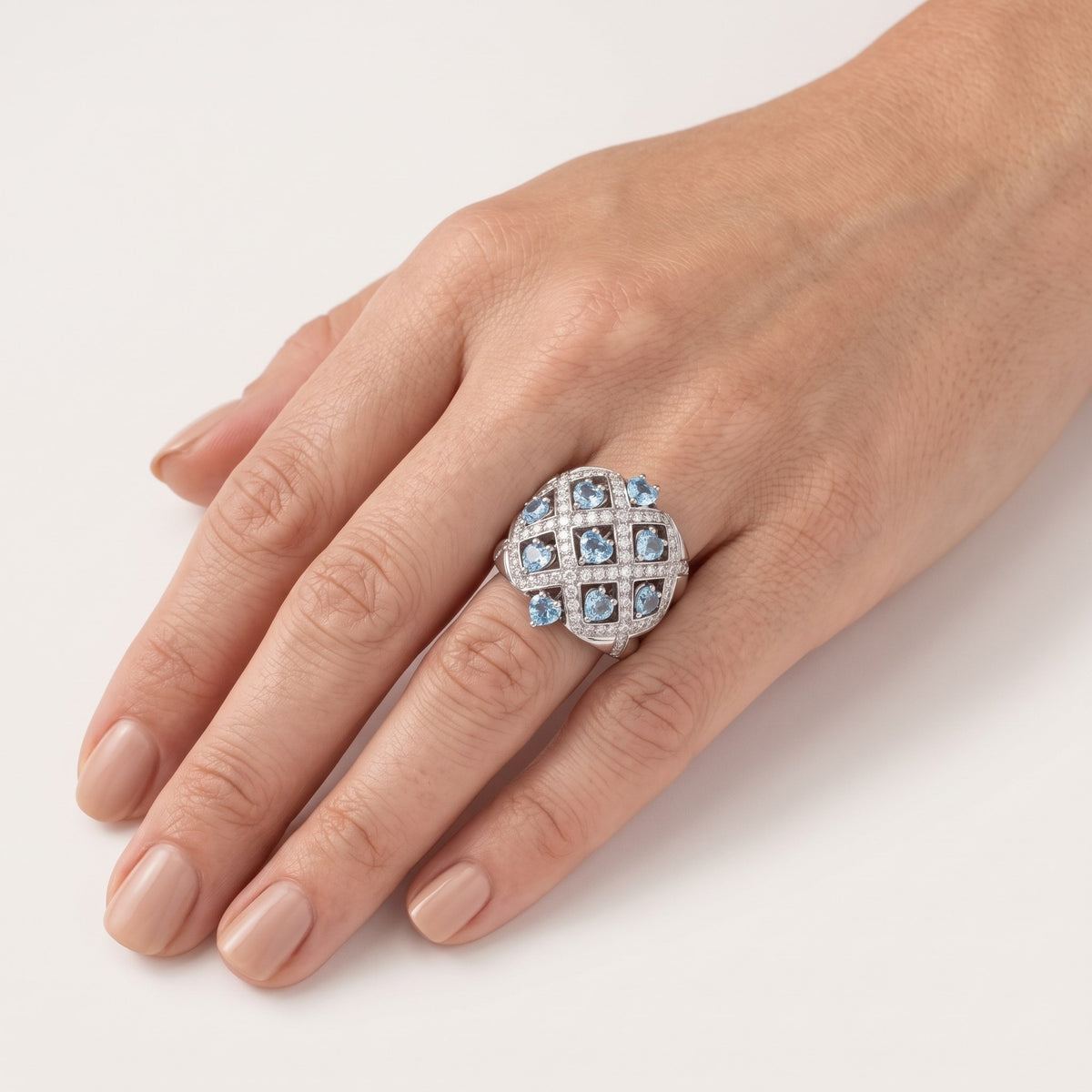 AI · Anello - Indossato da DONNA