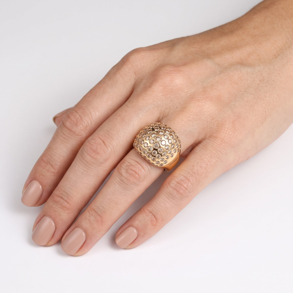 AI · Anello - Indossato da DONNA