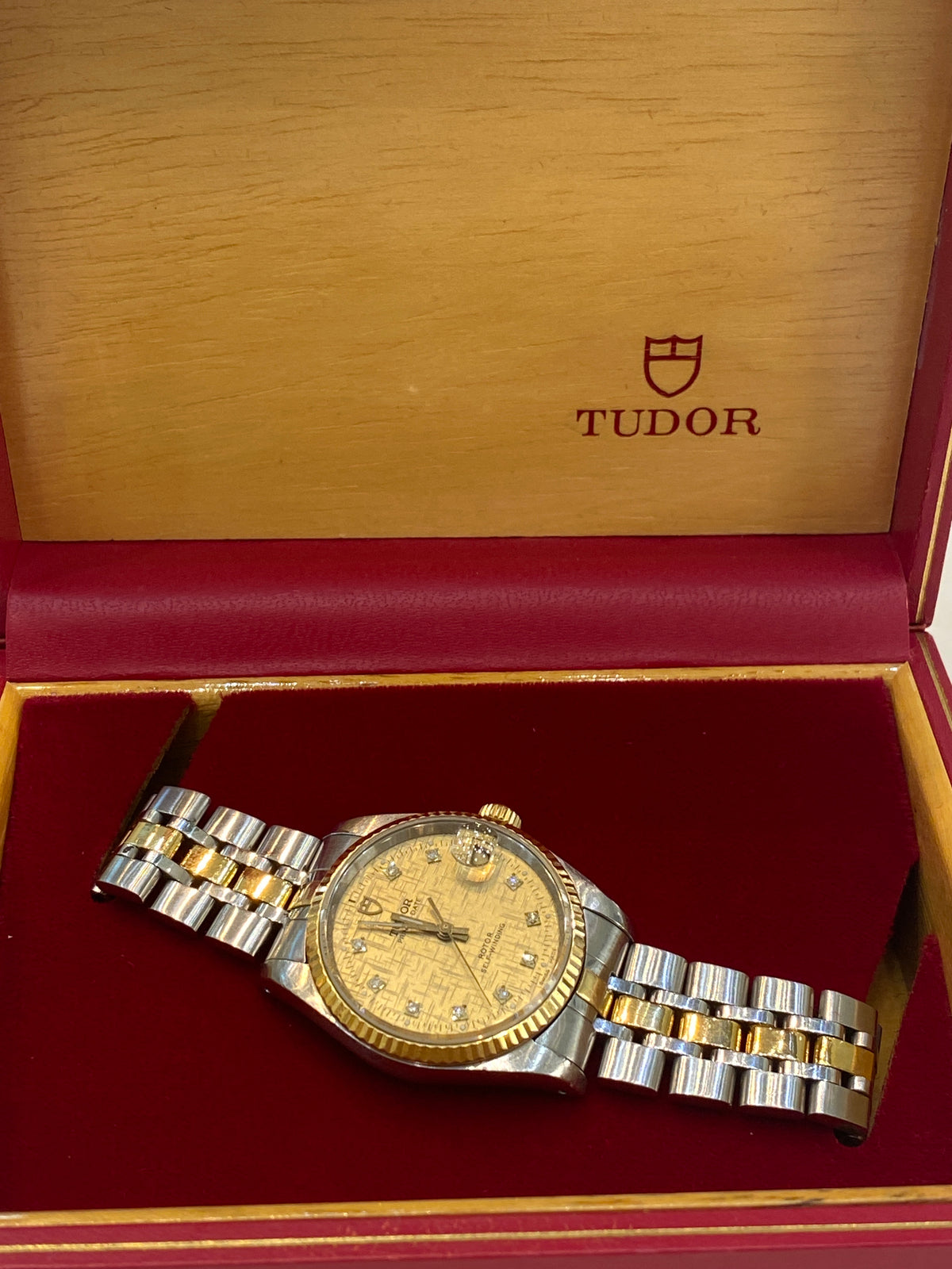 Tudor 72033