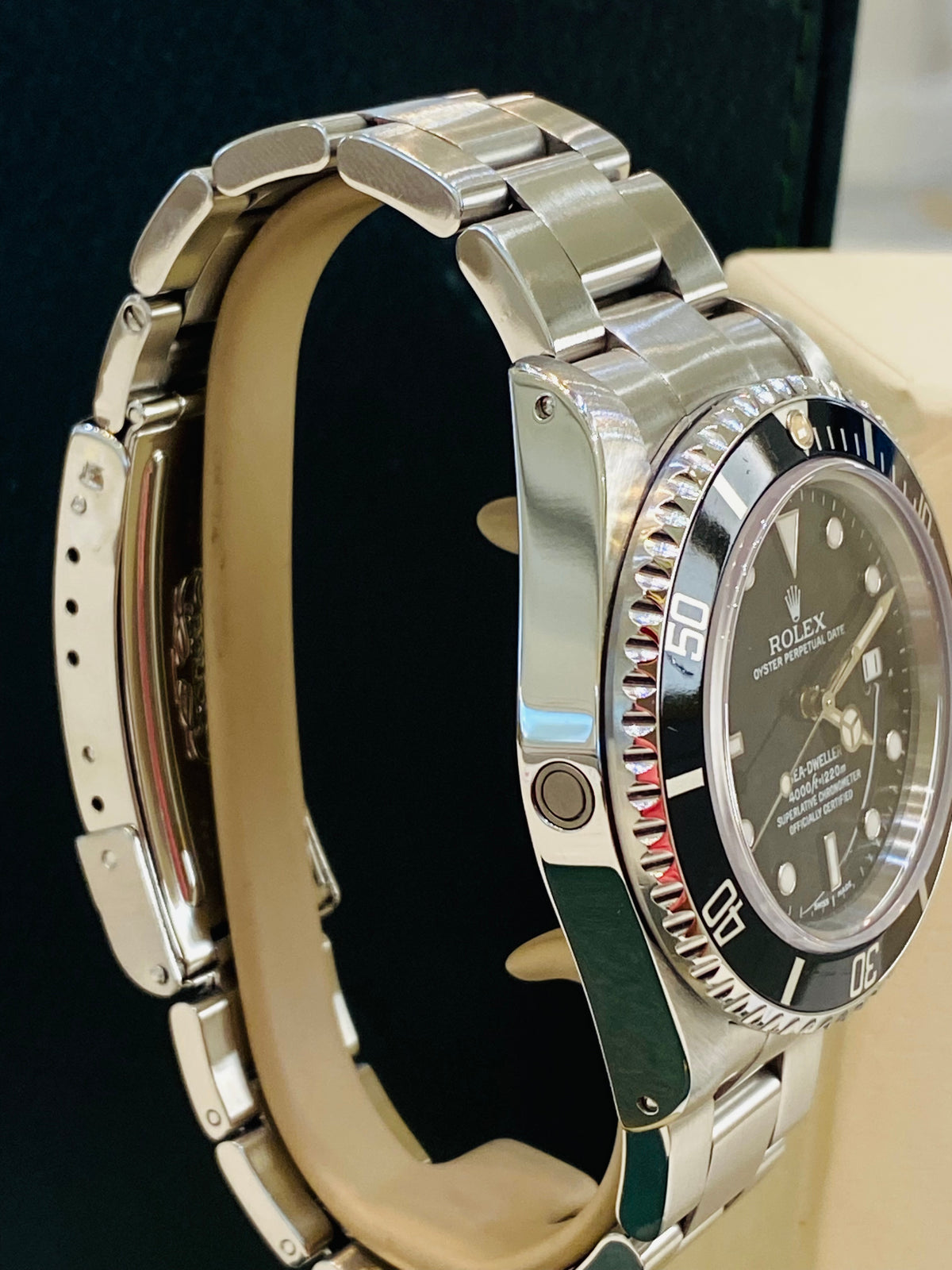 Rolex Sea-Dweller 16660 40 mm