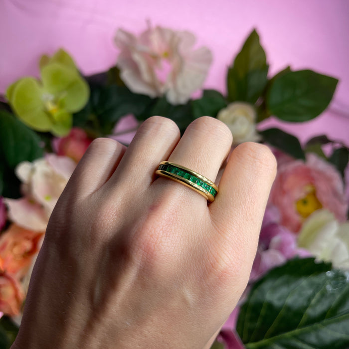 Anello in Oro Giallo 18k con Smeraldi Taglio Quadrato