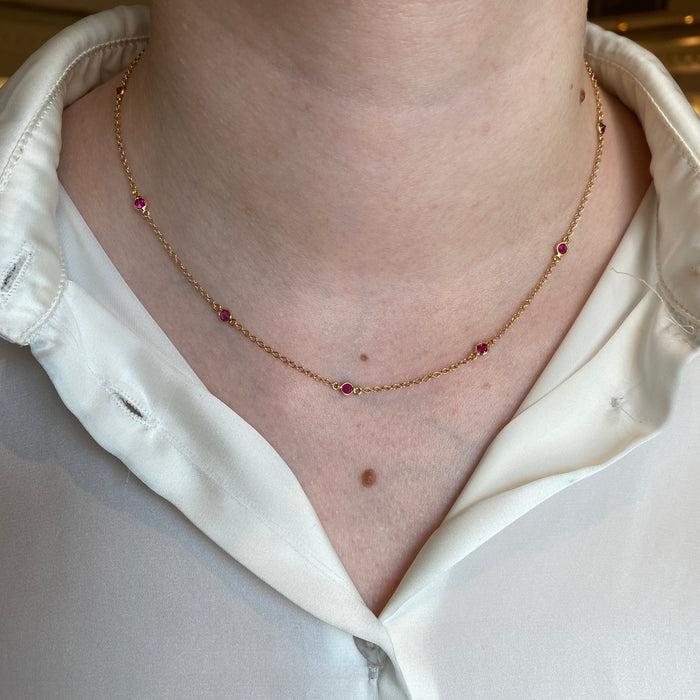 Collana a Catena in Oro Rosa 18 Carati con Rubini – 1,37 Carati