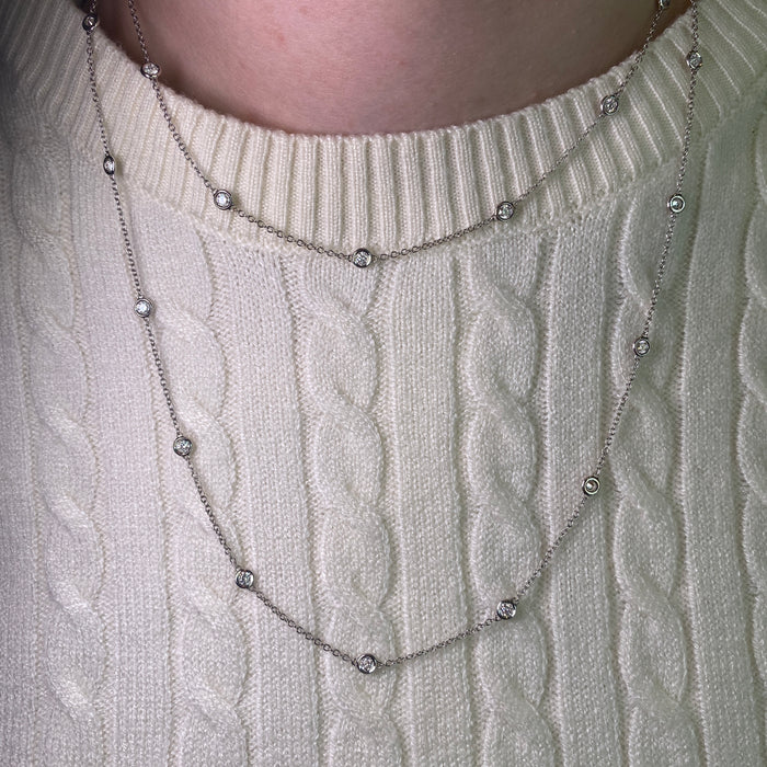 Collana Lunga in Oro Bianco 18 Carati con Diamanti – 1,48 Carati