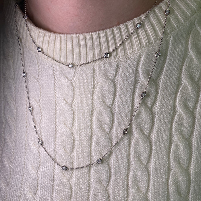 Collana Lunga in Oro Bianco 18 Carati con Diamanti – 1,48 Carati