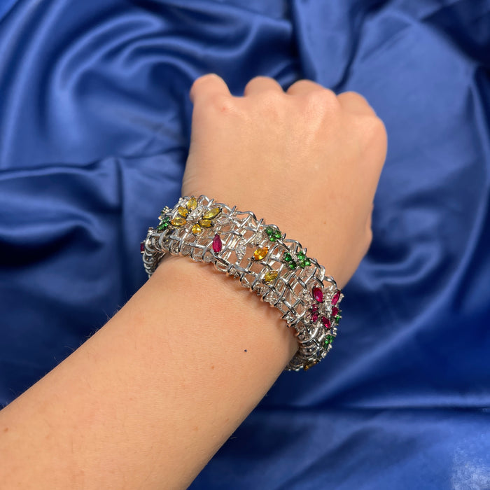 Bracciale Semirigido in Oro Bianco 18kt con Zaffiri Multicolori e Diamanti