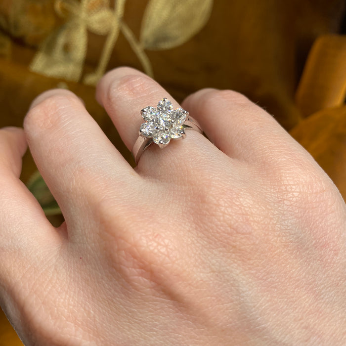 Anello Fiore in Oro Bianco 18kt con Diamanti