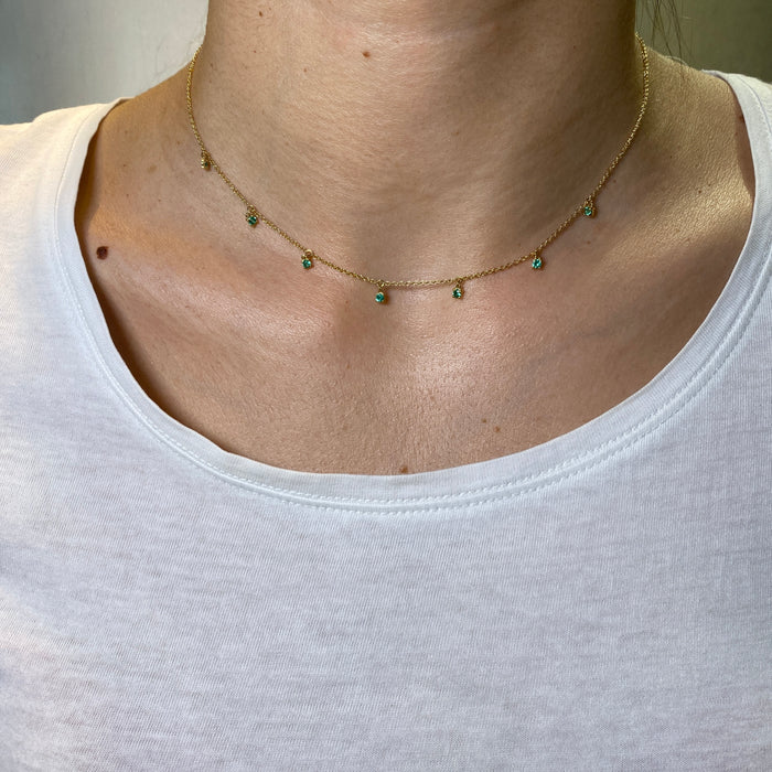 Collana in Oro Bianco 18kt con Sette Pendenti di Smeraldi