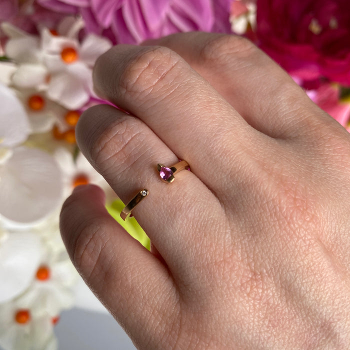 Anello Collezione Hope in Oro Rosa 18kt con Zaffiro Rosa a Goccia e Diamante