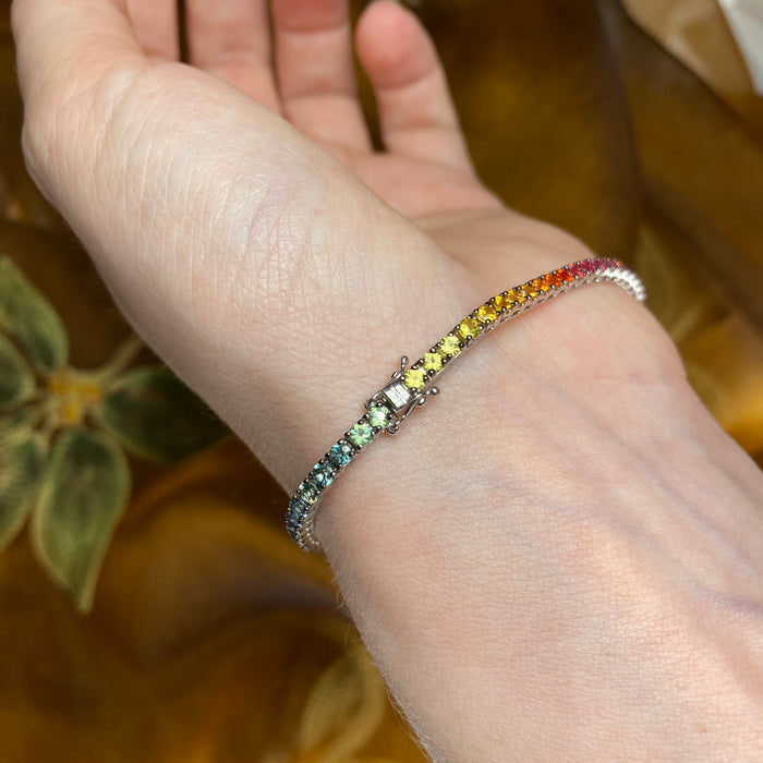 Bracciale Tennis Rainbow in Oro Bianco 18kt con Zaffiri Naturali