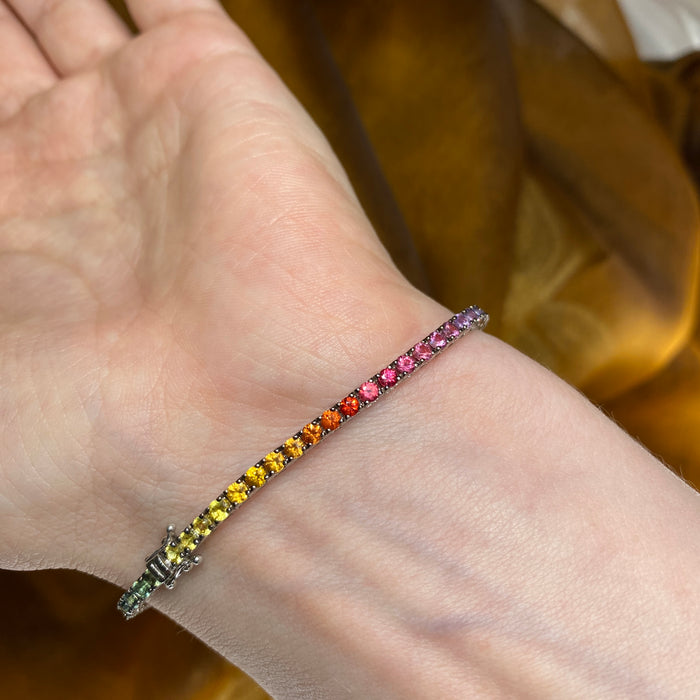 Bracciale Tennis Rainbow in Oro Bianco 18kt con Zaffiri Naturali