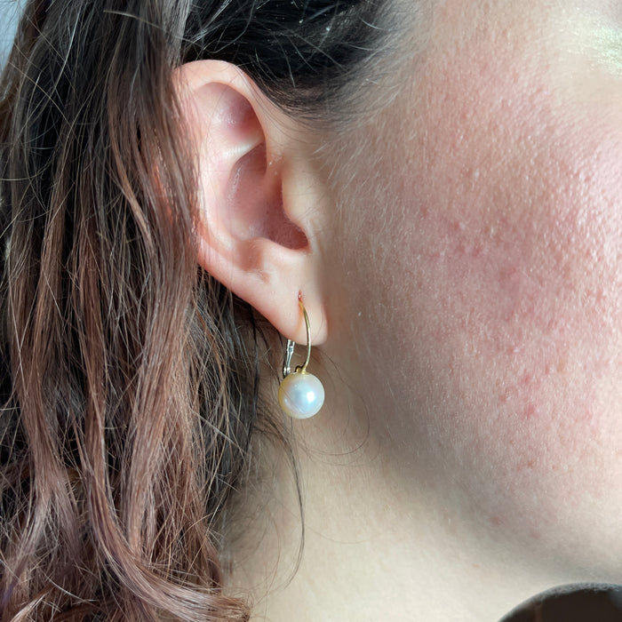 Orecchini Pendenti in Oro Giallo 18K con Perle