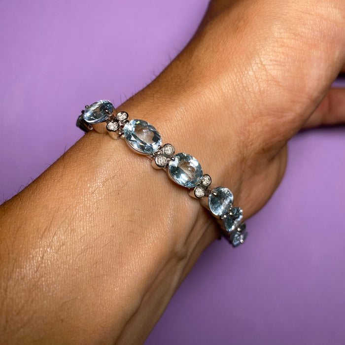 Bracciale in oro bianco con acquamarina e diamanti