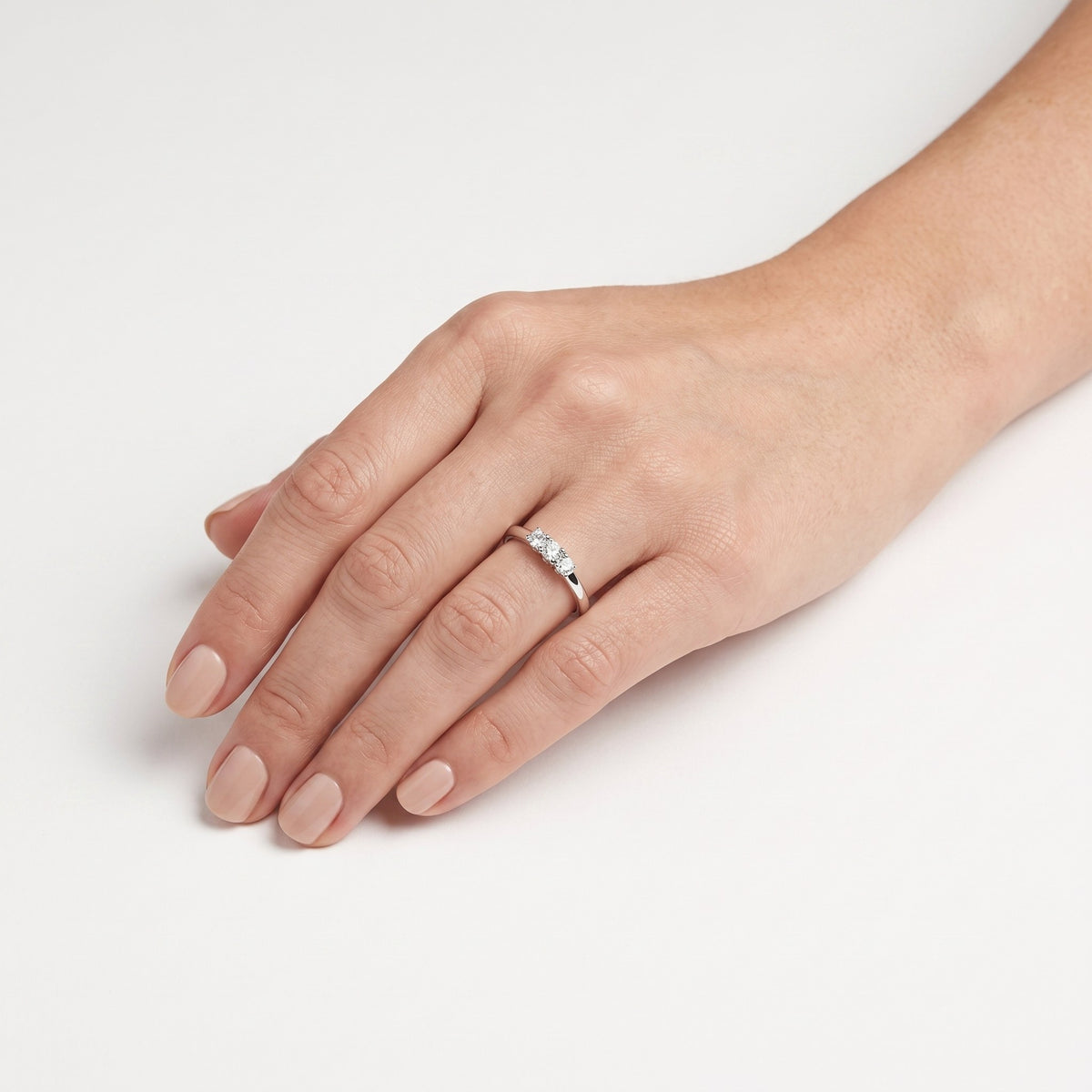 AI · Anello - Indossato da DONNA · micro