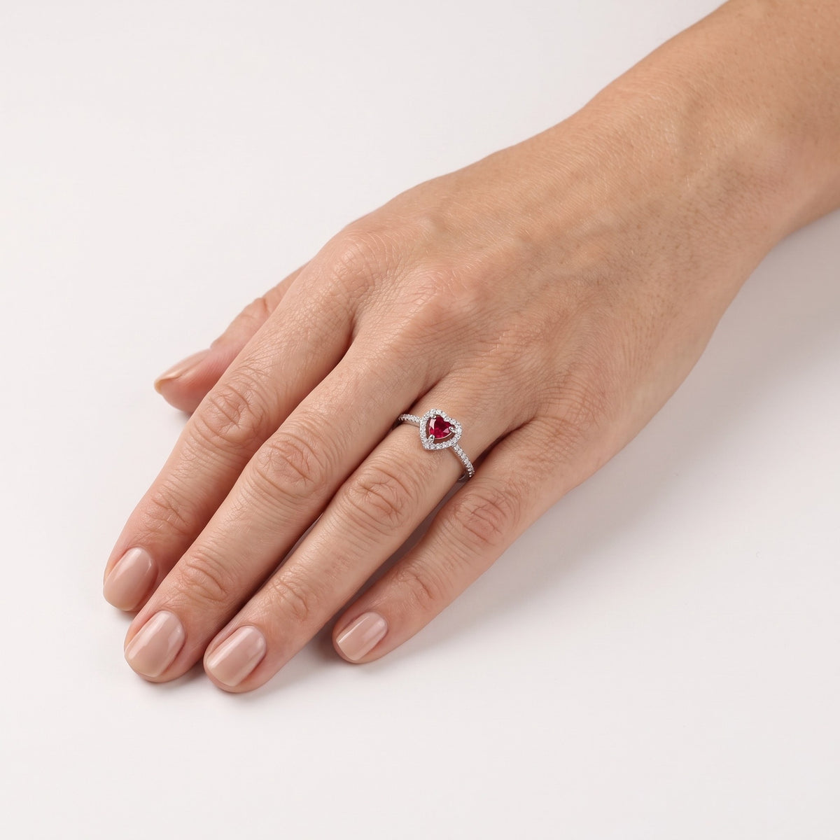 AI · Anello - Indossato da DONNA · micro