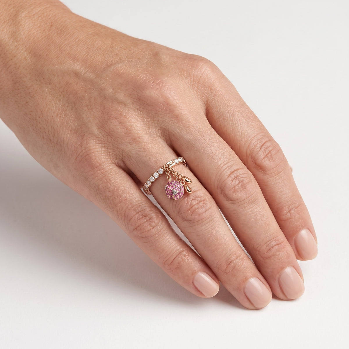 AI · Anello - Indossato da DONNA · 0,5 cm