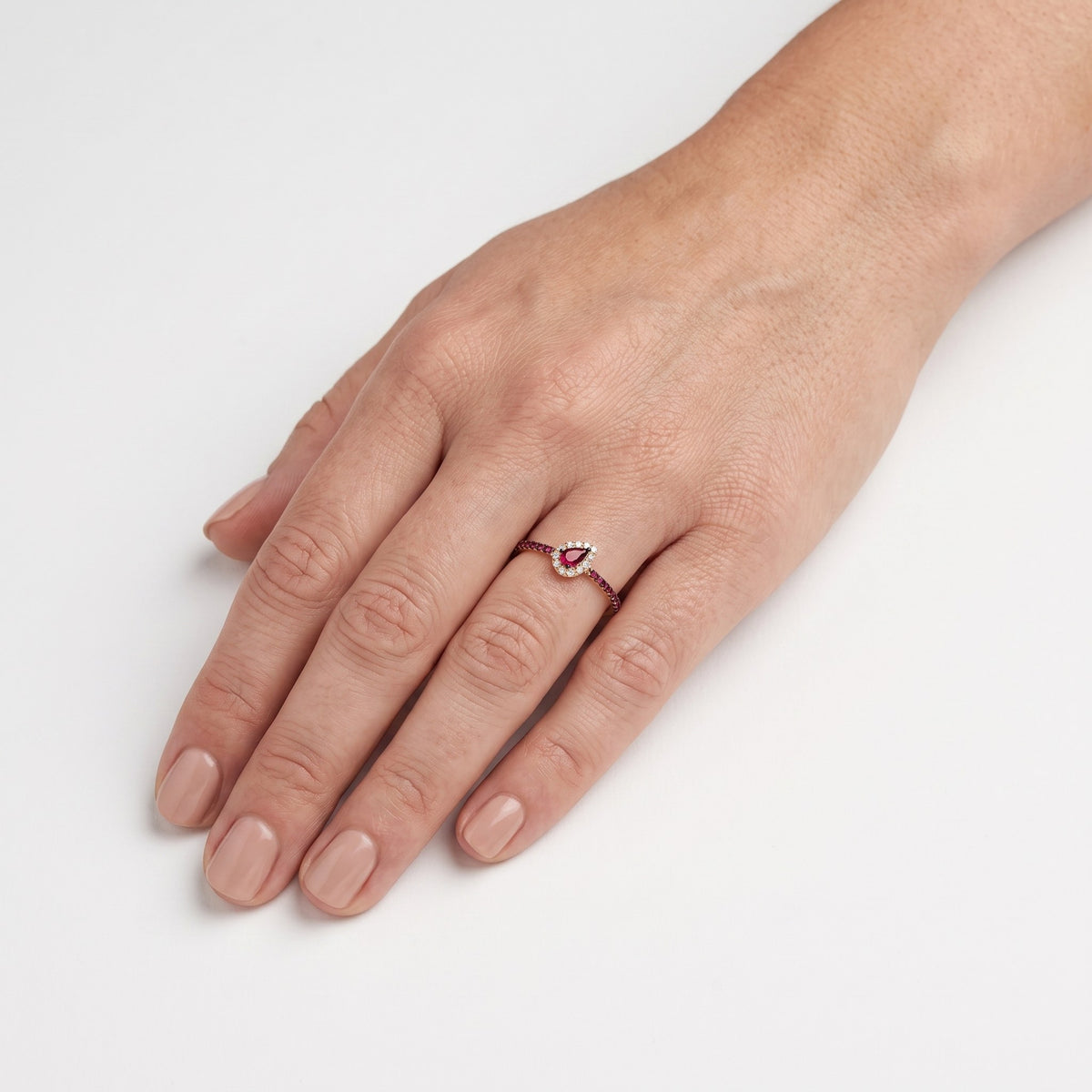 AI · Anello - Indossato da DONNA · 0,5 cm