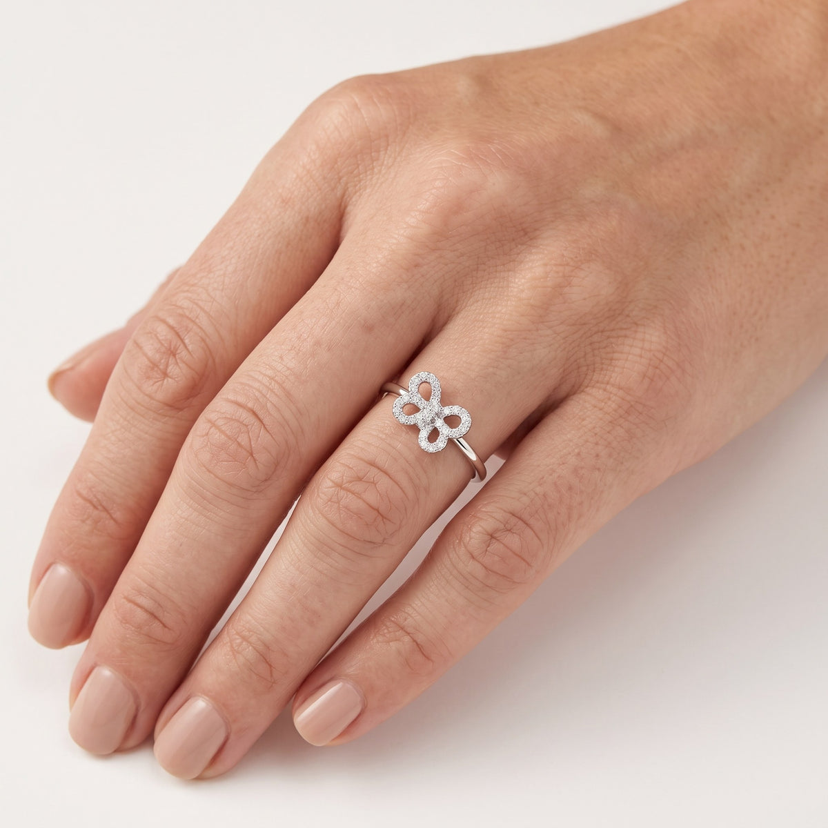 AI · Anello - Indossato da DONNA