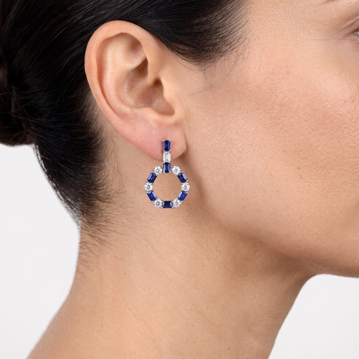 AI · Orecchini - Indossati da DONNA · piccolo